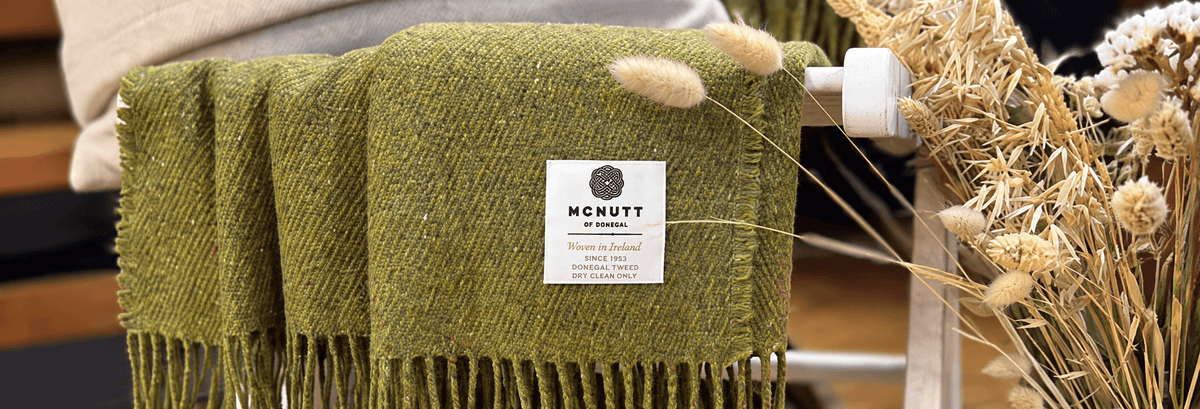 Irish wool blanket with fringing 